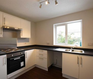 2 bedroom terraced house to rent - Photo 5