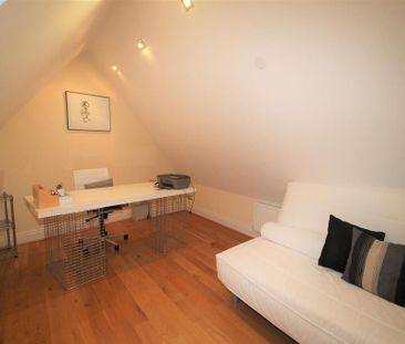 3 bedroom penthouse to rent - Photo 4
