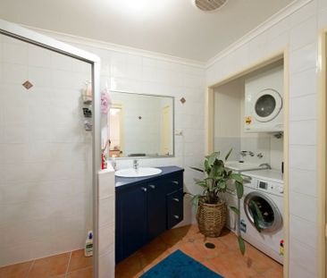 Inner City Living - Photo 2