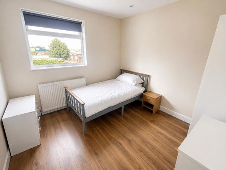 1 bedroom property to rent - Photo 2