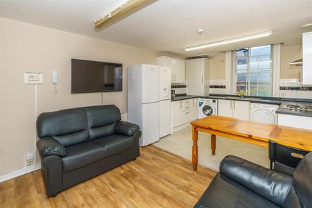 6 bed apartment to rent in Clayton Street West, Newcastle Upon Tyne, NE1 - Photo 3