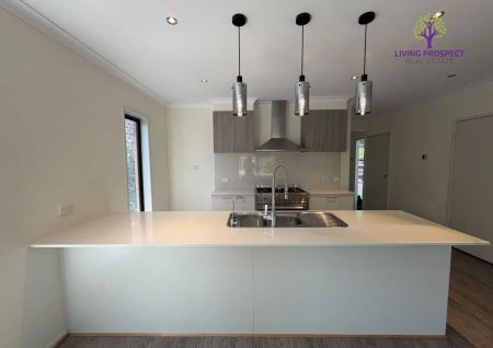 “Spacious Family Living” - Photo 4