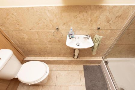 6 bedroom house to rent - Photo 5