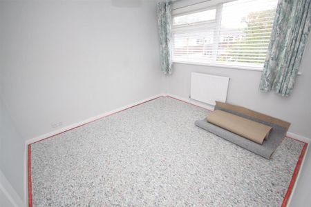 3 bedroom maisonette to rent - Photo 3