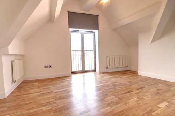 2 bedroom flat to rent, - Photo 1