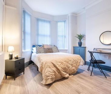 Room 1, 66 Willowbank Gardens, Belfast, BT15 5AJ - Photo 6