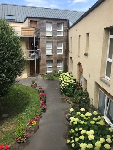 appartement de 80.81 m² au 1er étage - Photo 4