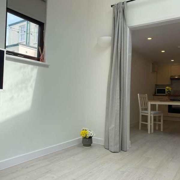 Windsor Terrace, Falmouth, TR11 - Photo 1