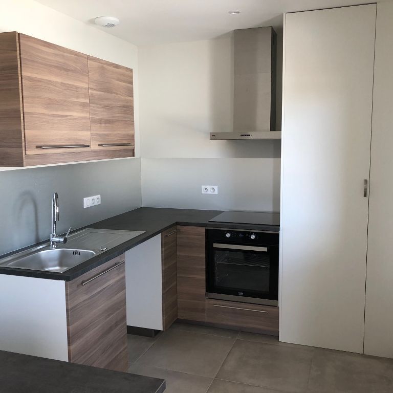 LOCATION T2 - BRIGNAIS, - Photo 1