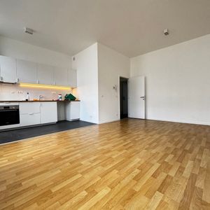 Appartement te huur in Brussel voor € 980 met 1 slaapkamer - Photo 2