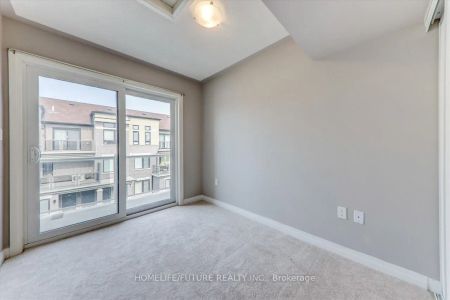 Condo Townhouse For Lease | E9242212 - Photo 4