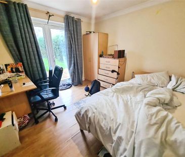 6 bedroom terraced house to rent - Photo 2