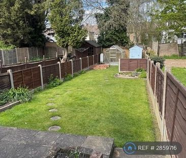 4 bedroom terraced house to rent - Photo 1