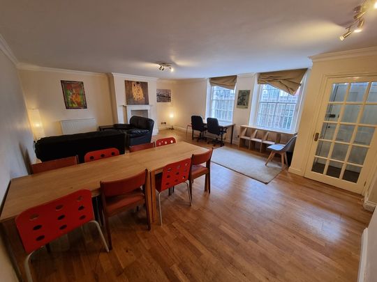 3 Bed Student Accommodation - Photo 1