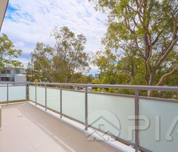 Large Two Bedroom Apartment with ample parking in Homebush - Photo 6