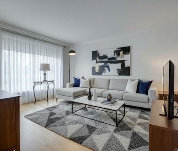 ✨ Grand 5 ½ avec jardin privé et 3 stationnements ✨ - Photo 1