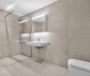 2.5 rooms new, spacious, bright with garden - Photo 3