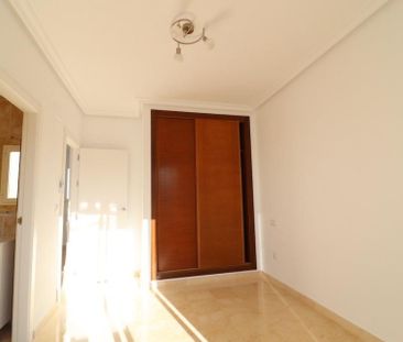 Chalet 3 dormitorios en El Raso - Photo 6