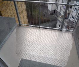 Jößnitzer Str. 151, Wohnung 10 ~~~ Balkon, Badezimmer mit Wanne, Ab... - Photo 2