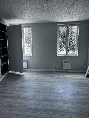 Location Appartement 3 pièces 62m² CAUDEBEC LES ELBEUF 76320 - Photo 1