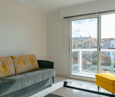 Location Appartement 1 pièce 22m² LES SABLES D OLONNE 85100 - Photo 5