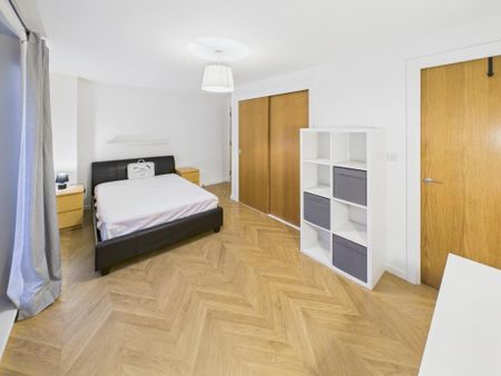 1 bedroom flat to rent - Photo 4