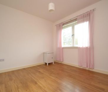 2 bedroom ground floor flat to rent - Photo 5