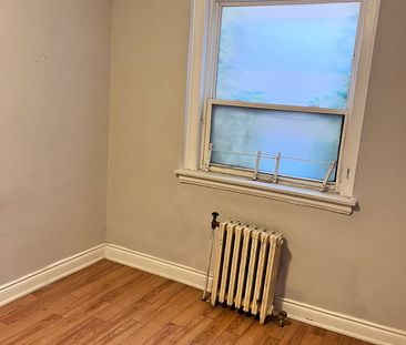 For Lease - 3 Elm Grove Avenue Unit# 26, Toronto, Ontario - Photo 3