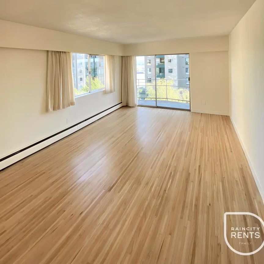Imperial Apartments — 1 Bedroom - Photo 1