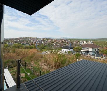 Casa individuala in Dezmir cu panorama spre aeroport - Photo 2