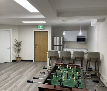 - 2 Bedroom at Lakewood Manor - Photo 4