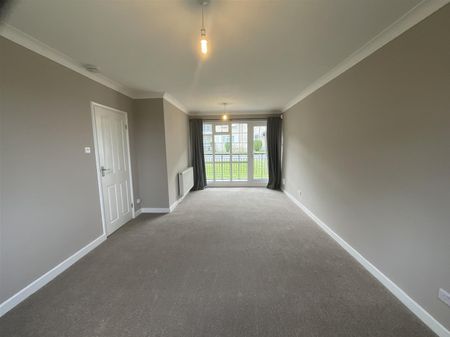 The Glade, YO11 2ST, Scarborough - Photo 3