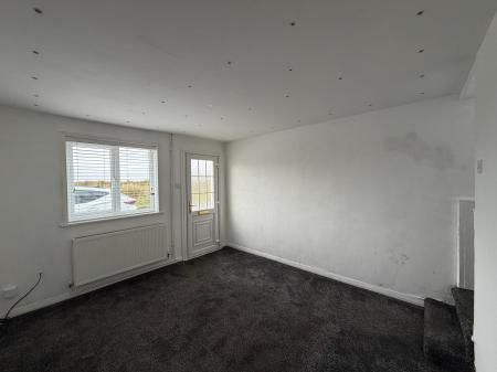 2 bedroom Terraced House To Let - Photo 1