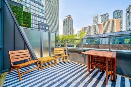 For Lease - 33 Dundonald Street Unit# TH 2, Toronto, Ontario - Photo 2