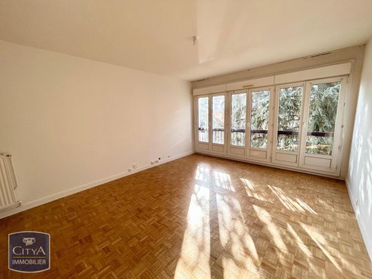 Location Appartement 4 pièces 86m² LE MANS 72000 - Photo 1