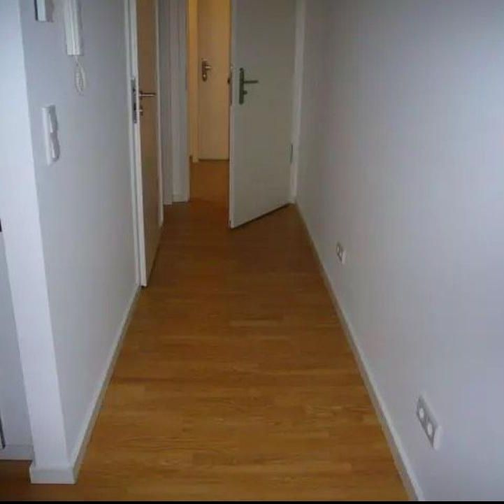 Helle 1 Raum Wohnung in Löbtau - Einbauküche, modernes Bad - Photo 1
