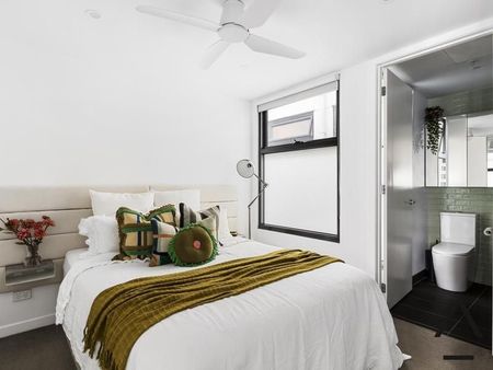 Modern 2-Bedroom Apartment in Prime Hawthorn Location - Photo 4