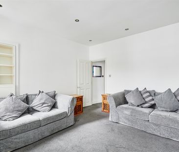 Geraldine Road, W4, London - Photo 1