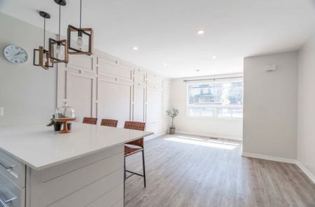 For Lease - 82 Emery Street, London South, Ontario - Photo 3