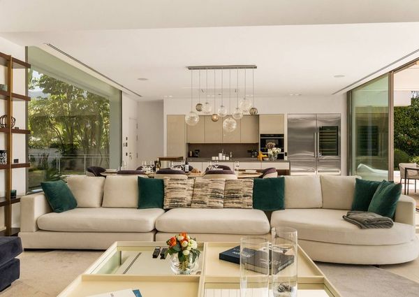 6 bedroom luxury Villa for rent in Nueva Andalucia, Andalusia