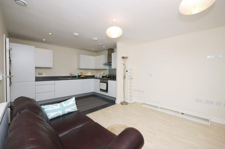 2 bedroom apartment to rent - Photo 3