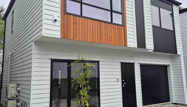 Stunning Build: 4-Bedroom Family Home in Sunny... - Photo 1