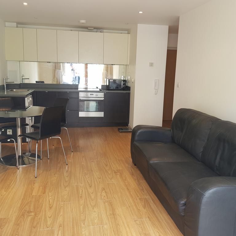 1 bedroom flat to rent - Photo 1