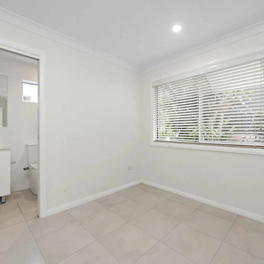 Modern Comfort in a Prime Castle Hill Pocket - Photo 1