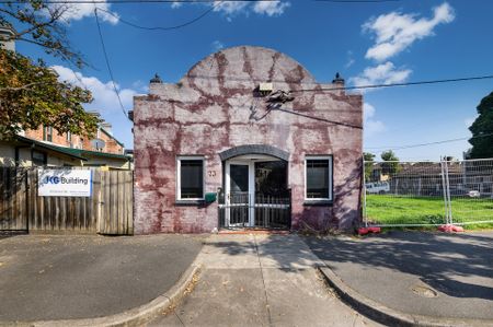 YOUR NEW YORK LOFT LIFESTYLE IN PORT MELBOURNE - Photo 3