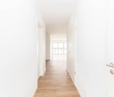 WOHNTRAUM MIT AUSBLICK // Komfortable 3-Raum-Wohnung inklusive Südbalkon & PKW-Stellplatz - Foto 3