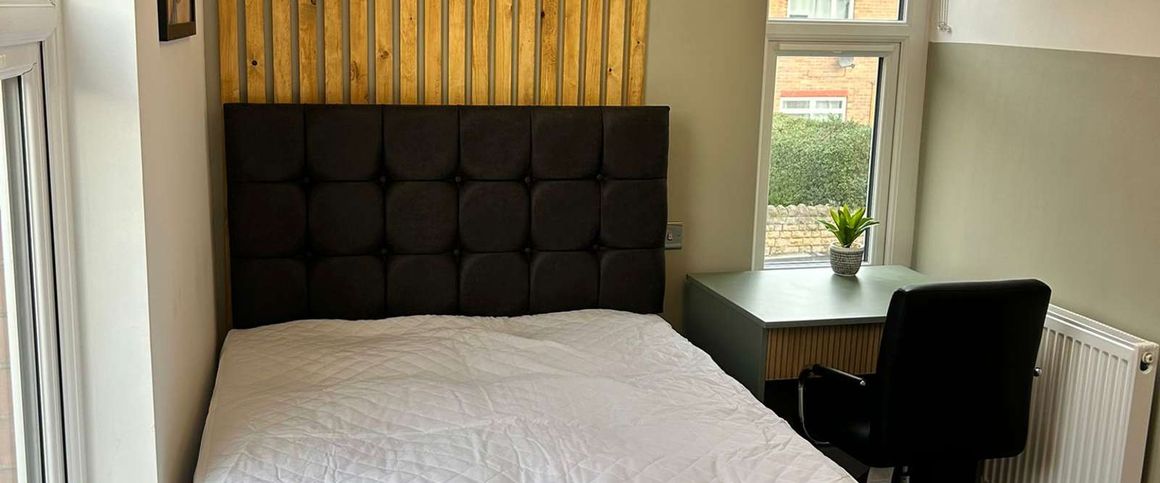 Colwick Road Room 7 - Photo 1