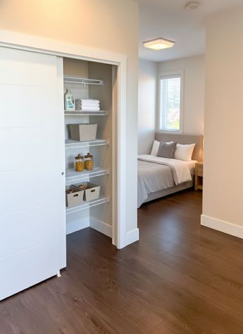 MARKET WAY APTS - 104 - MW104 - Photo 4