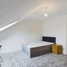 Room at Dalhousie Street, City Centre, Glasgow G3 6PN - Photo 1