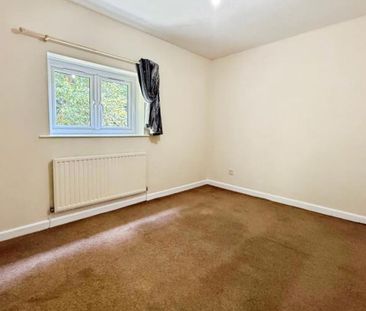 Call NOW to book your viewng for this lovely two bedroom house in t... - Photo 3